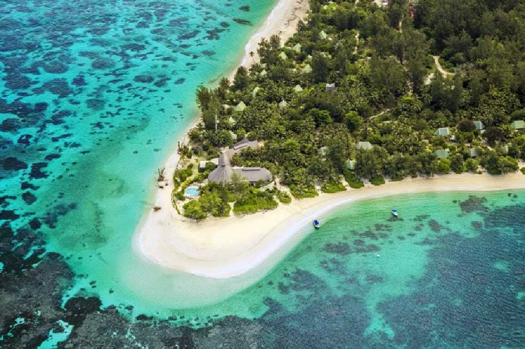 Taj Denis Island Lodge
