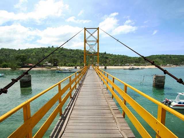 Мост на о.Кенинган